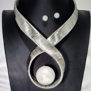 Elegant Silver Necklace and Earring Set